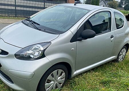 Toyota Aygo (X) Aygo (X) 1,0 -