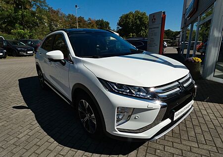 Mitsubishi Eclipse Cross 1.5CT 2WD Top Leder,Pano,Voll-LED