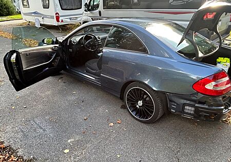 Mercedes-Benz CLK 200 KOMPRESSOR ELEGANCE Elegance