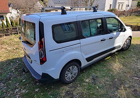 Ford Transit Connect L2 Mit Bett, Dachträger