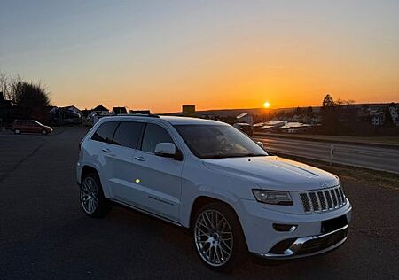 Jeep Grand Cherokee Summit 3.0 V6 M.-Jet 184kW Au...