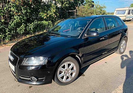 Audi A3 2.0 TDI quattro AHK PDC NAVI SHZ TOP KLIMA SH