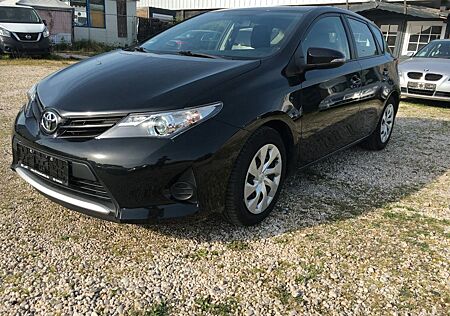 Toyota Auris Cool 1.33 KLIMA 57000 KM