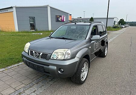 Nissan X-Trail 4x4 elegance 2.5 Pano uvm