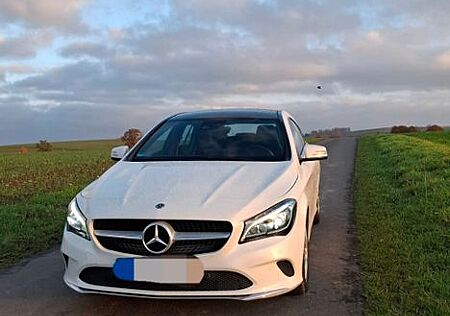 Mercedes-Benz CLA 220 Shooting Brake CLA 220 d DCT Shootin...