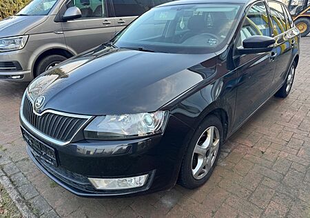 Skoda Rapid 1,4 tdi DSG Spaceback Joy