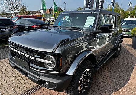 Ford Bronco Outer Banks 4x4
