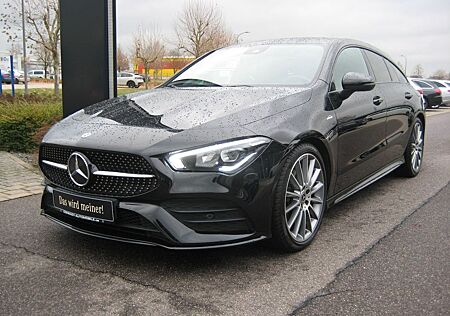 Mercedes-Benz CLA 200 Shooting Brake CLA 200 SB AMG 7G LED Navi AHK Kamera Night Ambi