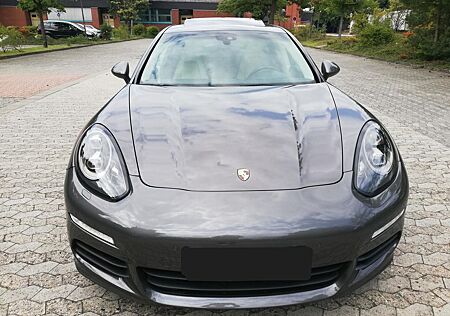 Porsche Panamera S E-Hybrid Voll,Keyless,Softclose,PDLS