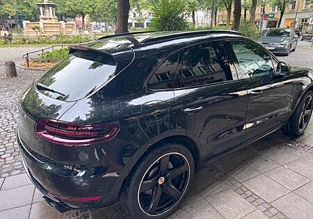 Porsche Macan S - Approved bis 10/26