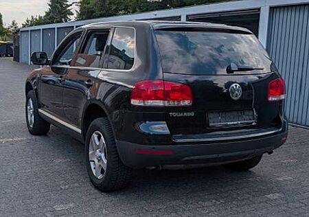 VW Touareg Volkswagen 2.5 R5 TDI