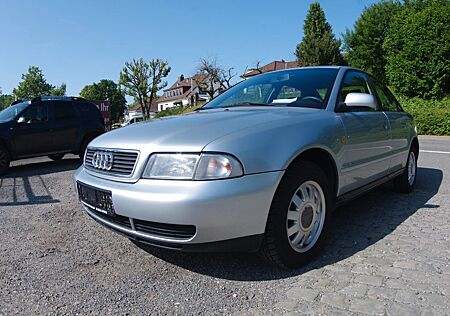 Audi A4 1.6 Limousine Tüv/Au'12/2026