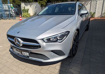 Mercedes-Benz CLA 200 Shooting Brake , 8-Gang, Business, 1.Hand