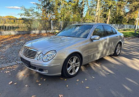 Mercedes-Benz E 220 gebraucht kaufen Mercedes-Benz E 220 CDI ELEGANCE Elegance