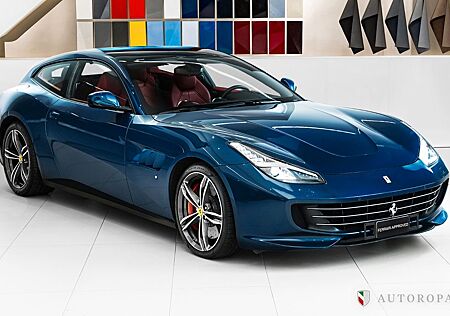 Ferrari GTC4Lusso -