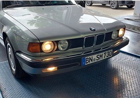 BMW 730 i E32 H Zulassung Oldtimer