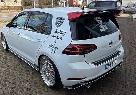VW Golf Volkswagen GTI Leistungssteigerung Stage 1 - ca. 300P