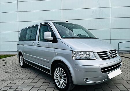 VW T5 Multivan Volkswagen 2.5 TDI 2X Schibetür SHZ TOP-ZUSTAND