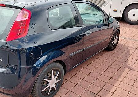 Fiat Punto 1.2 8V -