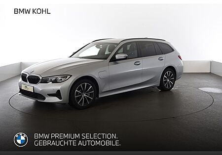 BMW 330 e Touring Advantage Anhängerkupplung