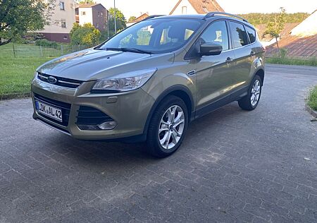Ford Kuga 2,0 TDCi 4x4 120kW Titanium Titanium