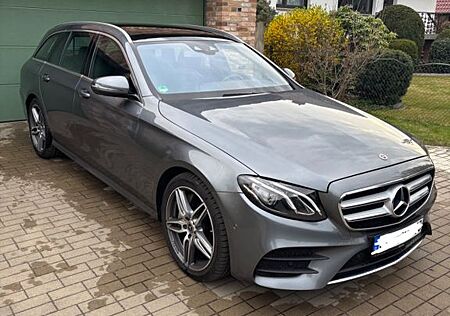 Mercedes-Benz E 400 d 4MATIC T LED 3x AMG Burmester Navi