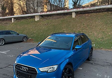 Audi A3 30 g-tron S tronic sport Sportback sport