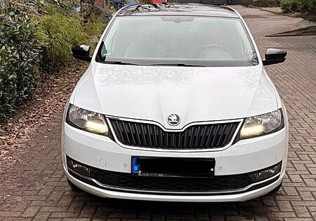 Skoda Rapid 1.4 TSI Automatik | Panorama | Leder/ TÜV 02/27