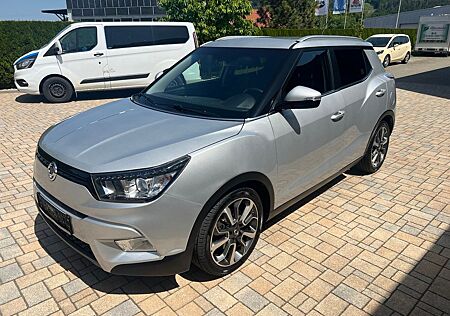 SsangYong Tivoli 1.6,Leder,NAVI,Automt.,4x4 !