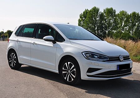VW Golf Sportsvan Volkswagen 1.5 TSI ACT OPF 110kW DSG UNI...