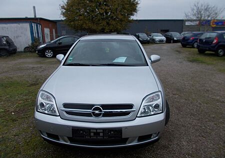 Opel Vectra C - 2.2 i -16V Elegance