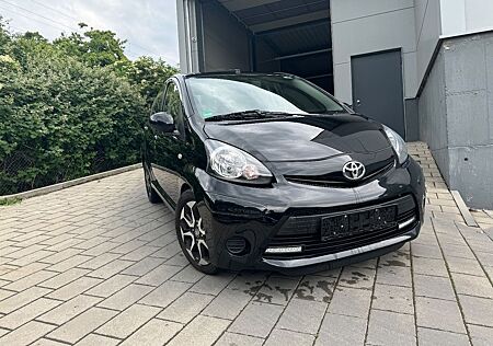 Toyota Aygo (X) Aygo (X) 1,0-l-VVT-i -