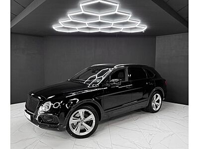 Bentley Bentayga 4.0 V8 / 1ST HAND / SERVICE NEW