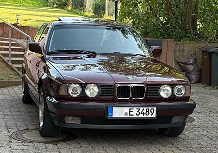 BMW 520i