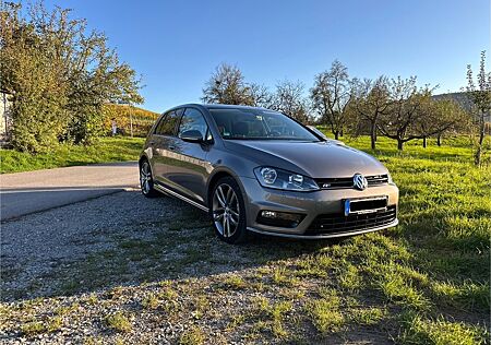 VW Golf Volkswagen 1.2 TSI CUP R-Line