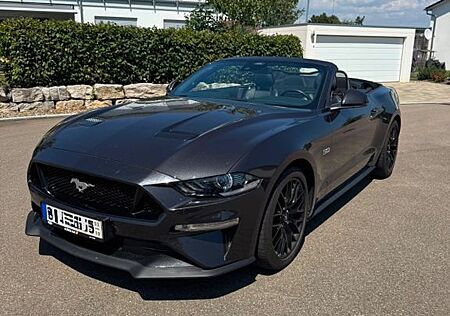 Ford Mustang GT Cabrio 5.0 V8  Handschalter  EU Model