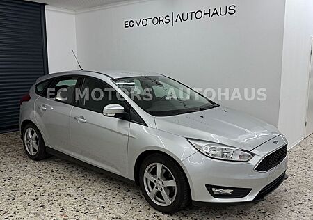 Ford Focus Business NAVI TEMPOMAT KLIMAAUTOMATIK