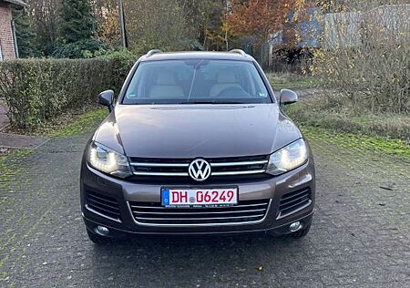 VW Touareg Volkswagen 3.0 V6 TDI Tiptronic BlueMotion Tech...