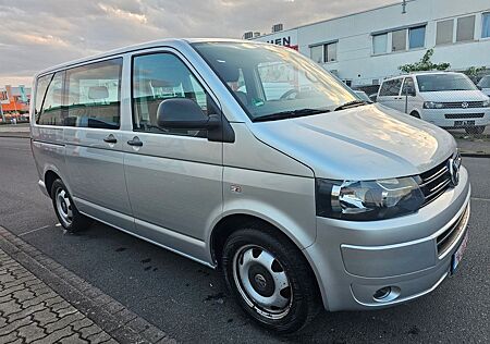 VW T5 Multivan Volkswagen 1 Hand wenig Km 140ps
