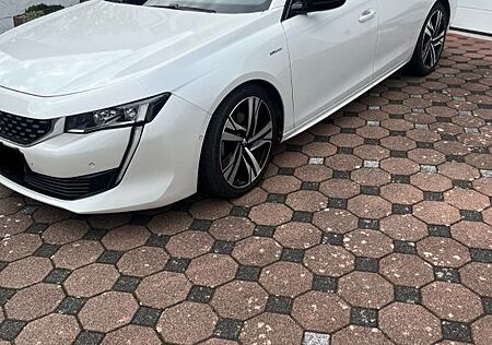 Peugeot 508 Plug-In Hybrid 225 e-EAT8 GT SW GT