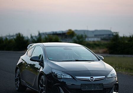 Opel Astra 2.0 Turbo 206kW S/S OPC OPC