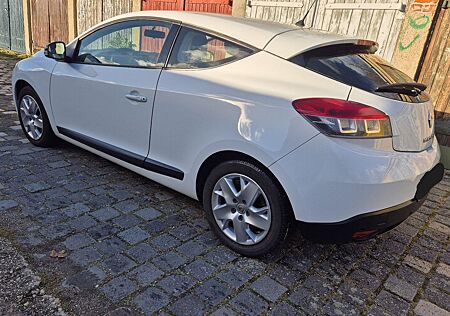 Renault Megane Coupé Dynamique 1.6 16V TÜV NEU