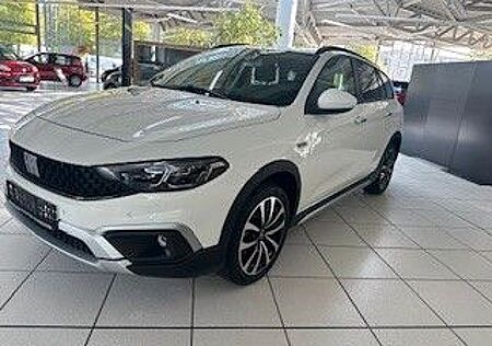 Fiat Tipo Cross