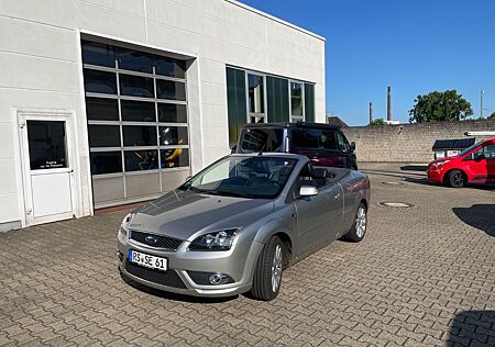Ford Focus CC 2,0 +++ Top Zustand +++