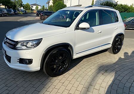 VW Tiguan Volkswagen 2.0 TDI DSG 4MOTION Freestyle Freestyle