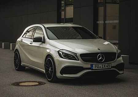 Mercedes-Benz A 45 AMG Mercedes-AMG A 45 4MATIC DCT Merced...