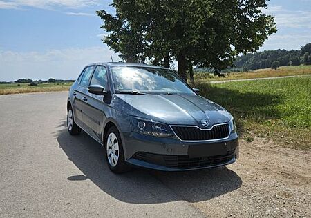 Skoda Fabia 1.2l TSI 90PS Ambition