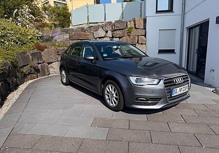 Audi A3 Sportback Klimaauto/Sitzhzg/Navi/Scheckheft