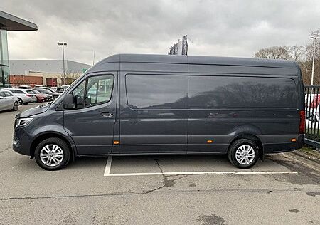 Mercedes-Benz Sprinter 319 L3 RWD