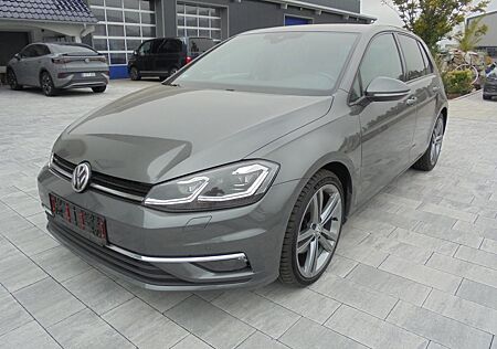 VW Golf Volkswagen VII Lim. Highline LED Dynaudio